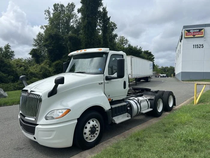 2024 International LT — photo 4