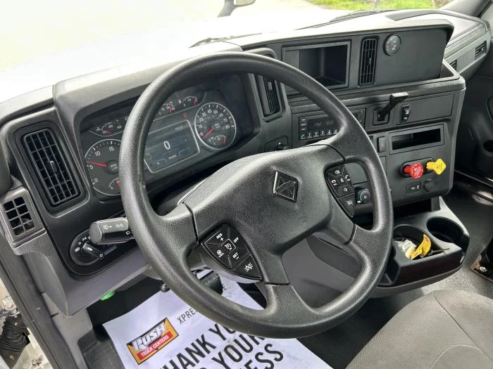2024 International LT — photo 13
