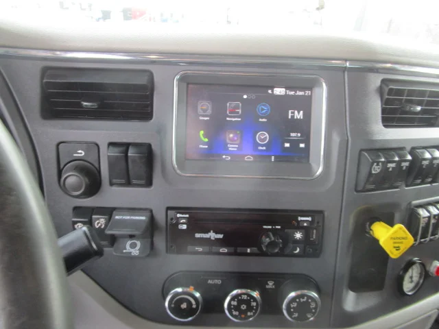 2020 Peterbilt 567 - image 13