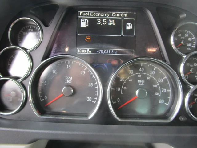 2020 Peterbilt 567 in Butler, PA — photo 10