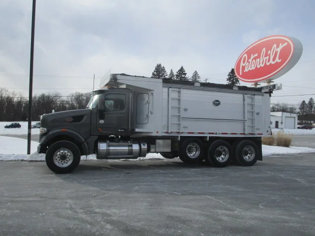 2020 Peterbilt 567 - image 2