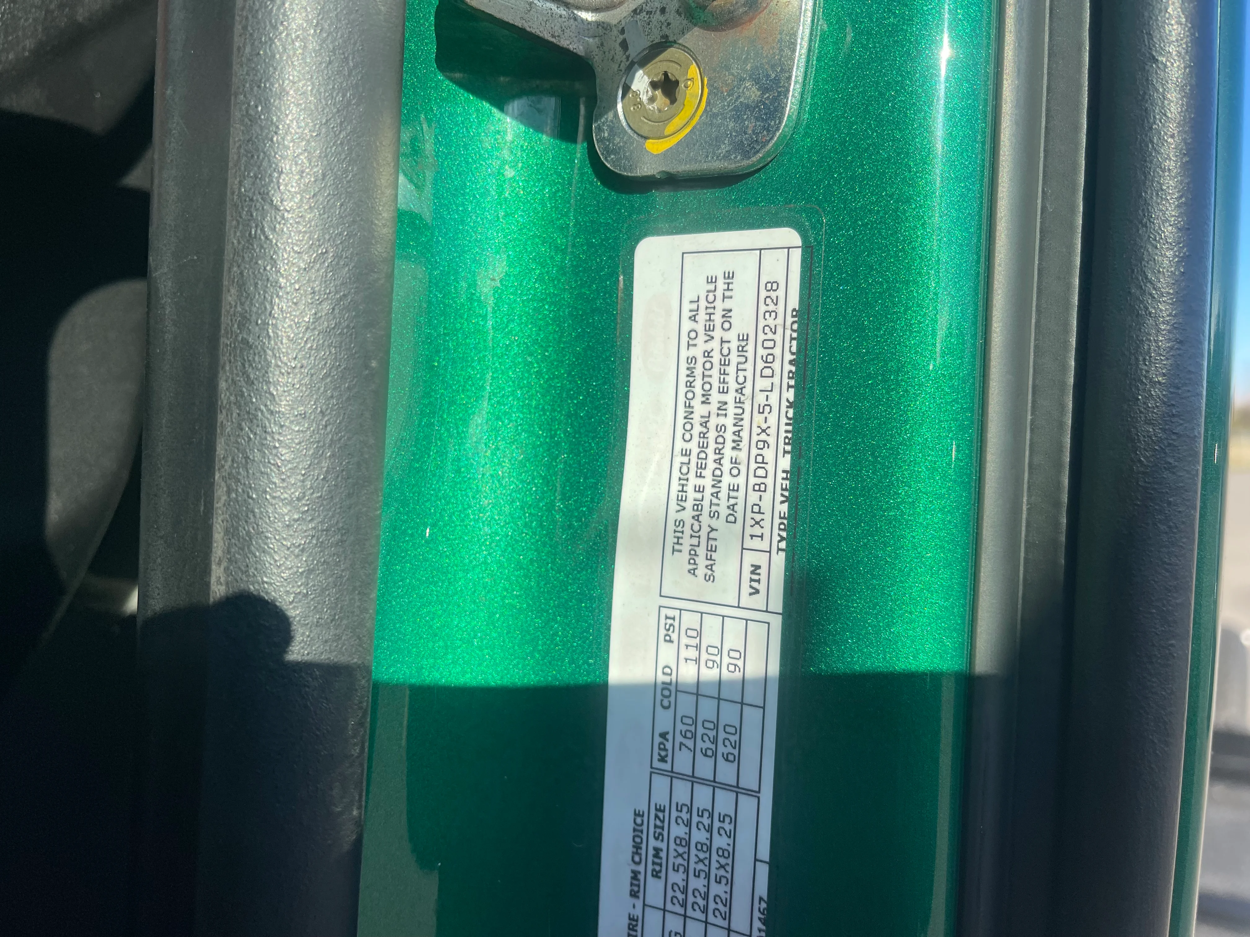 2020 Peterbilt 579 - image 14