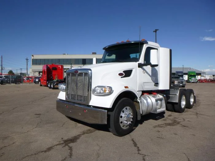 2023 Peterbilt 567 - image 3