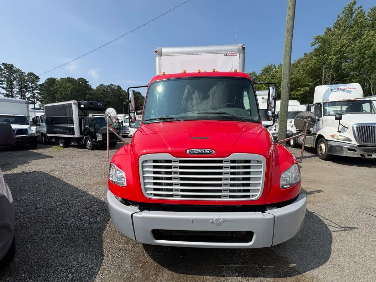 2017 Freightliner M2 106 in Ashland, VA — photo 2