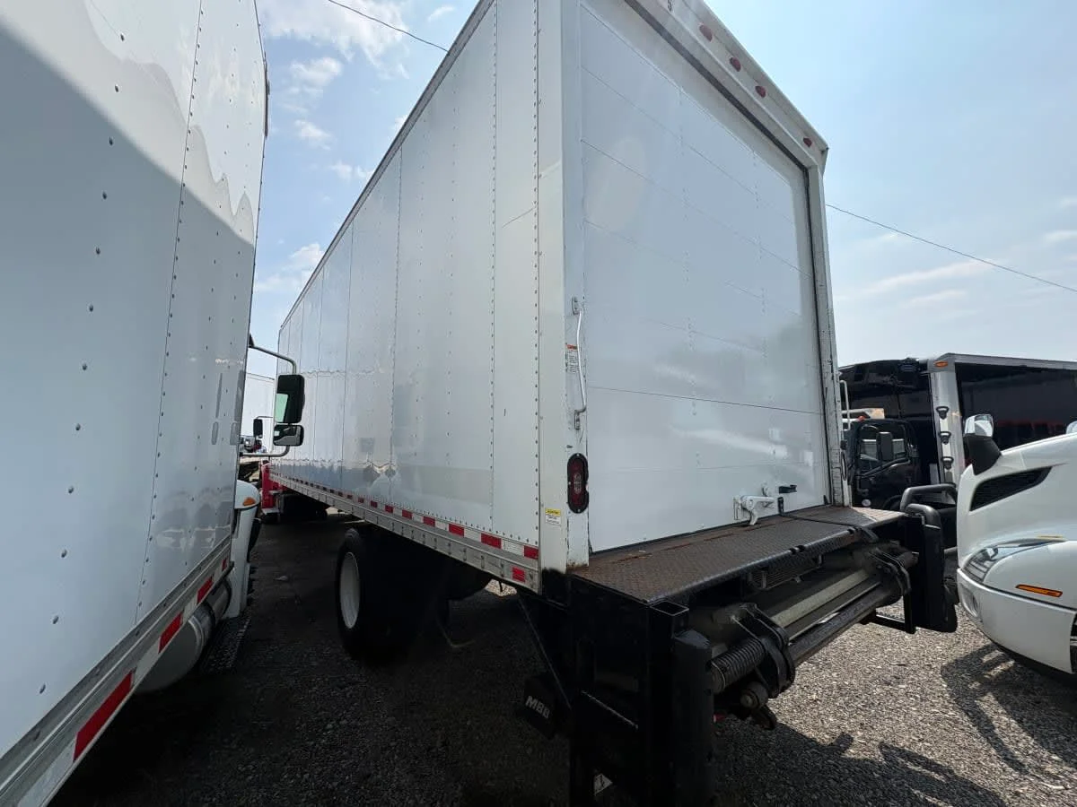 2017 Freightliner M2 106 in Ashland, VA — photo 6