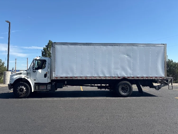 2020 Freightliner eM2 in Denver, CO — photo 4
