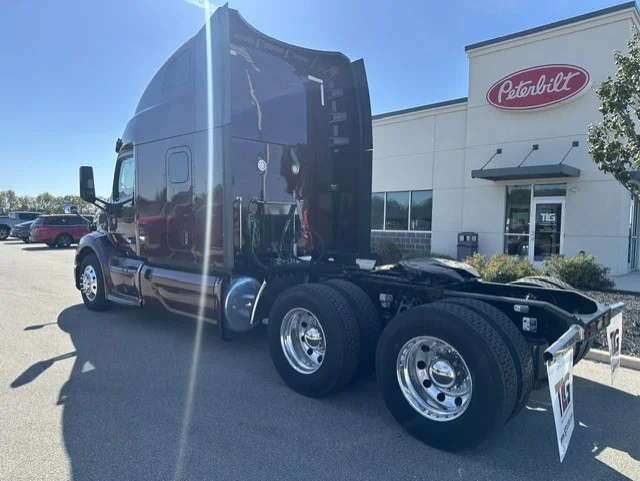 2020 Peterbilt 579 in Dayton, OH — photo 3