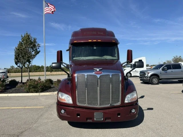2020 Peterbilt 579 in Dayton, OH — photo 8