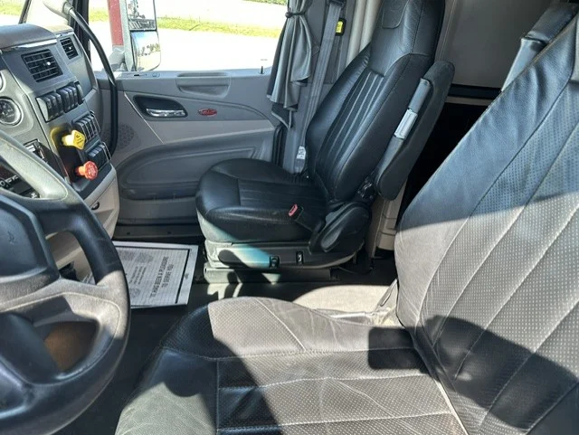 2020 Peterbilt 579 in Dayton, OH — photo 11