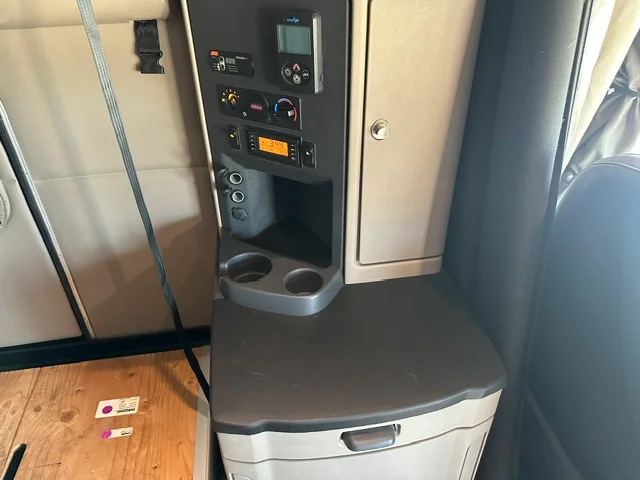 2020 Peterbilt 579 in Dayton, OH — photo 15