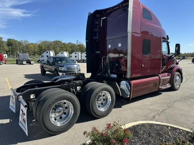 2020 Peterbilt 579 in Dayton, OH — photo 5