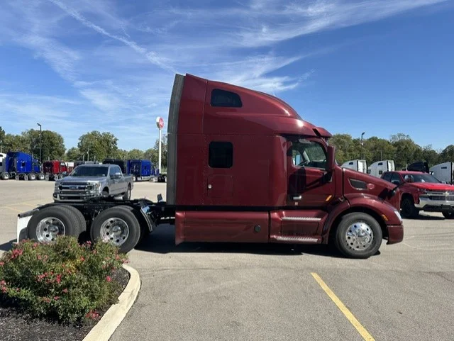 2020 Peterbilt 579 in Dayton, OH — photo 6