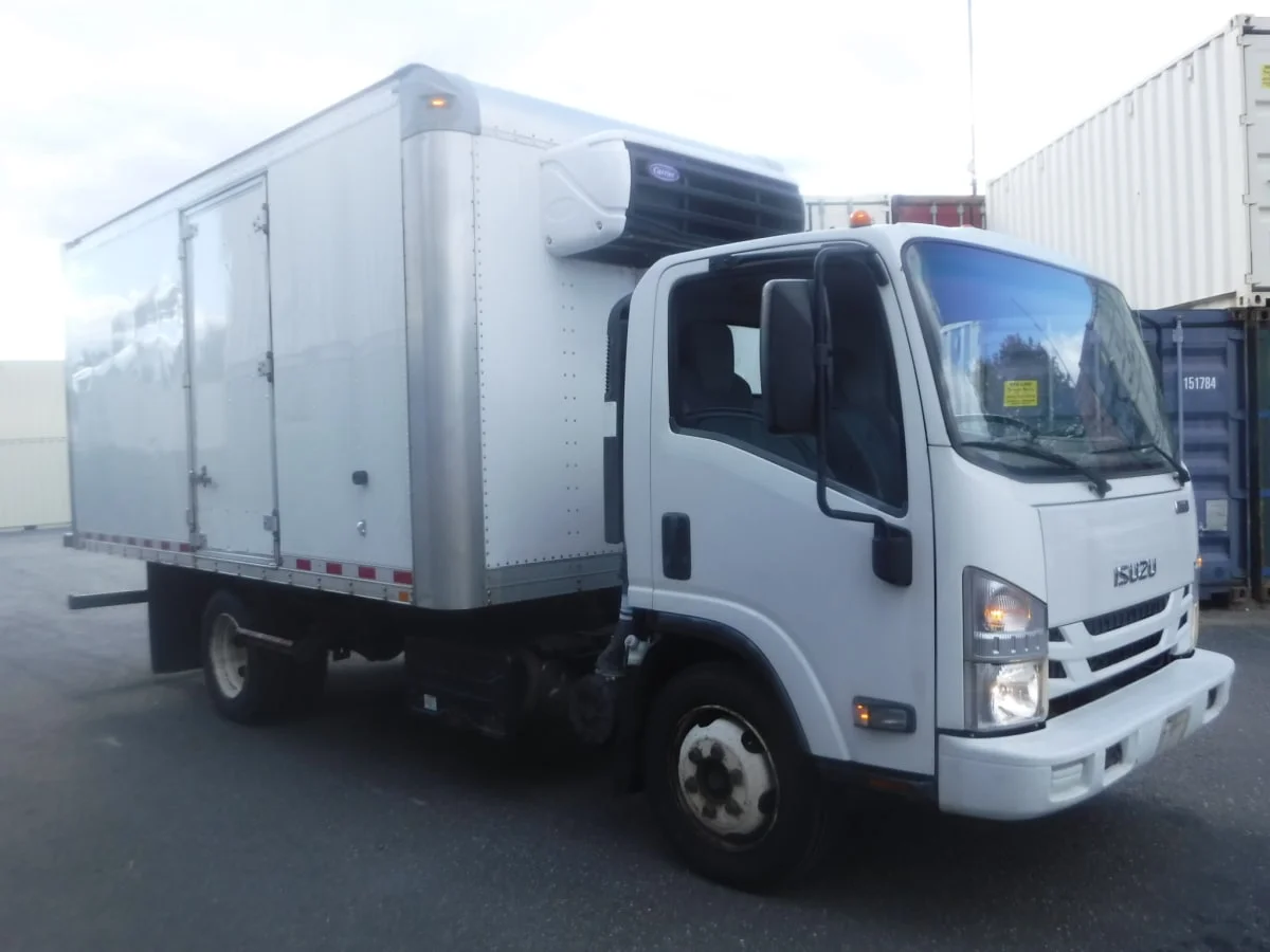 2016 Isuzu NRR in Springfield, MA — photo 3