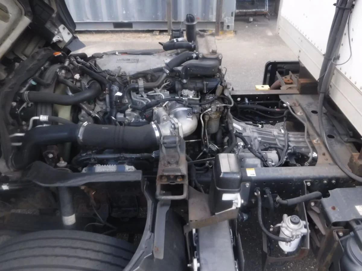 2016 Isuzu NRR in Springfield, MA — photo 10
