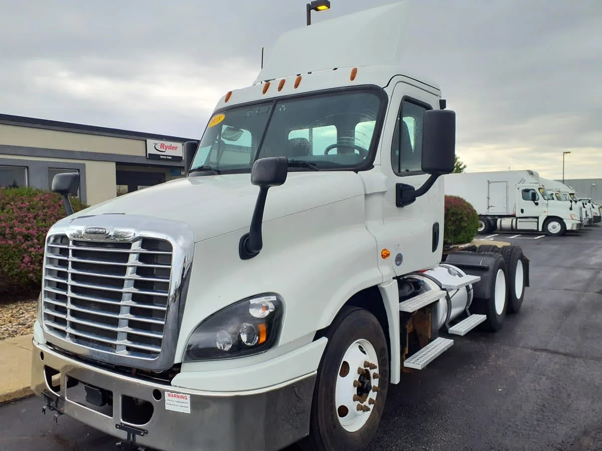 2018 Freightliner Cascadia in Altoona, IA