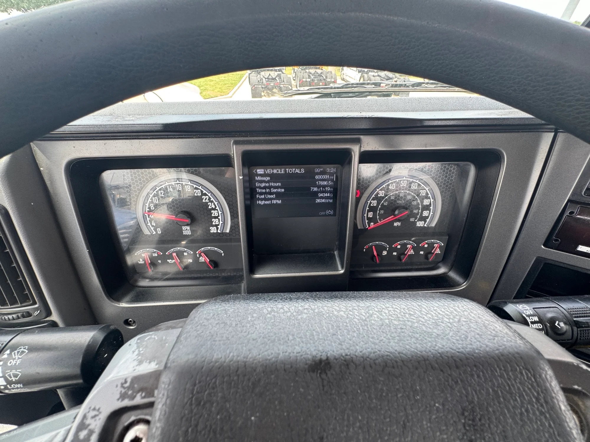 2020 Mack Pinnacle in TX — photo 13