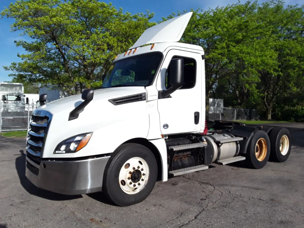 2020 Freightliner Cascadia