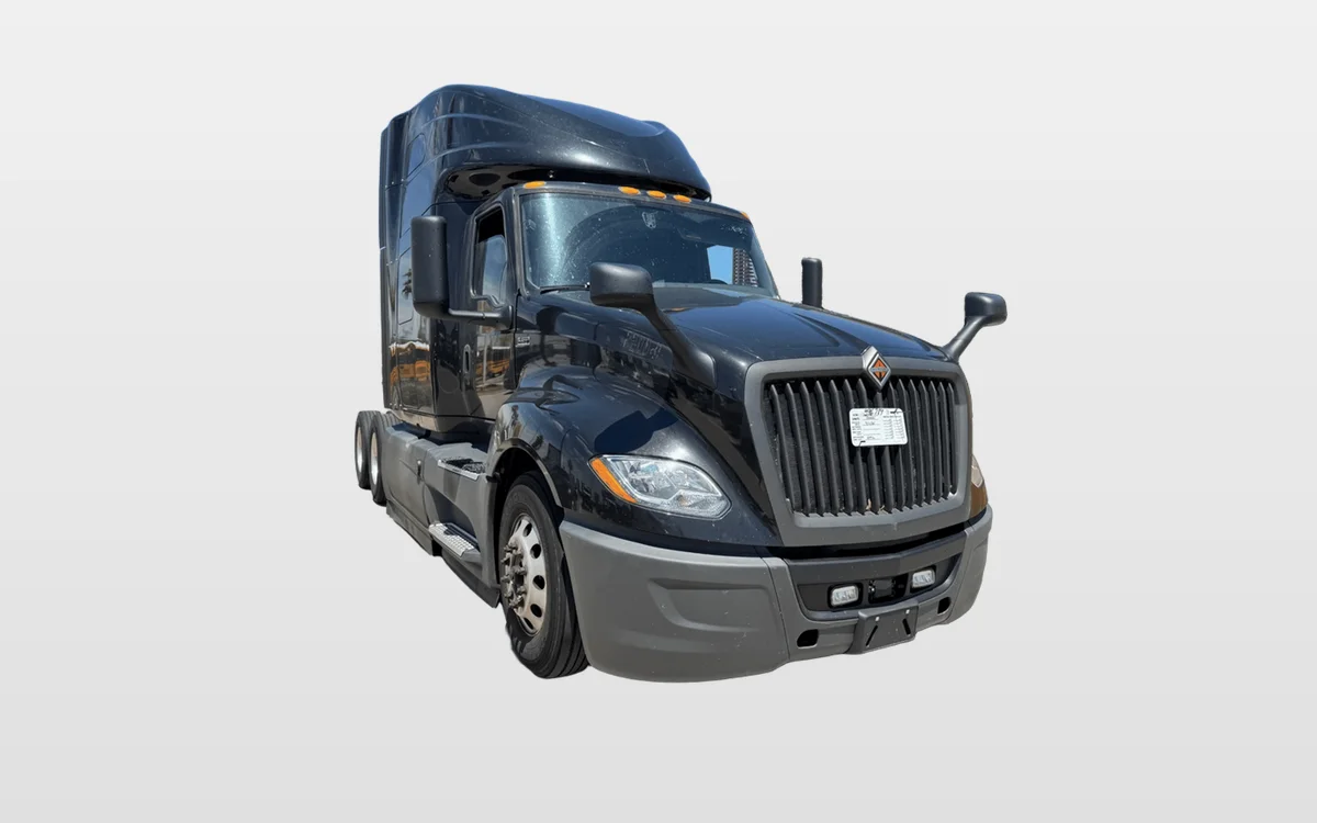 2022 INTERNATIONAL LT625 - image 1