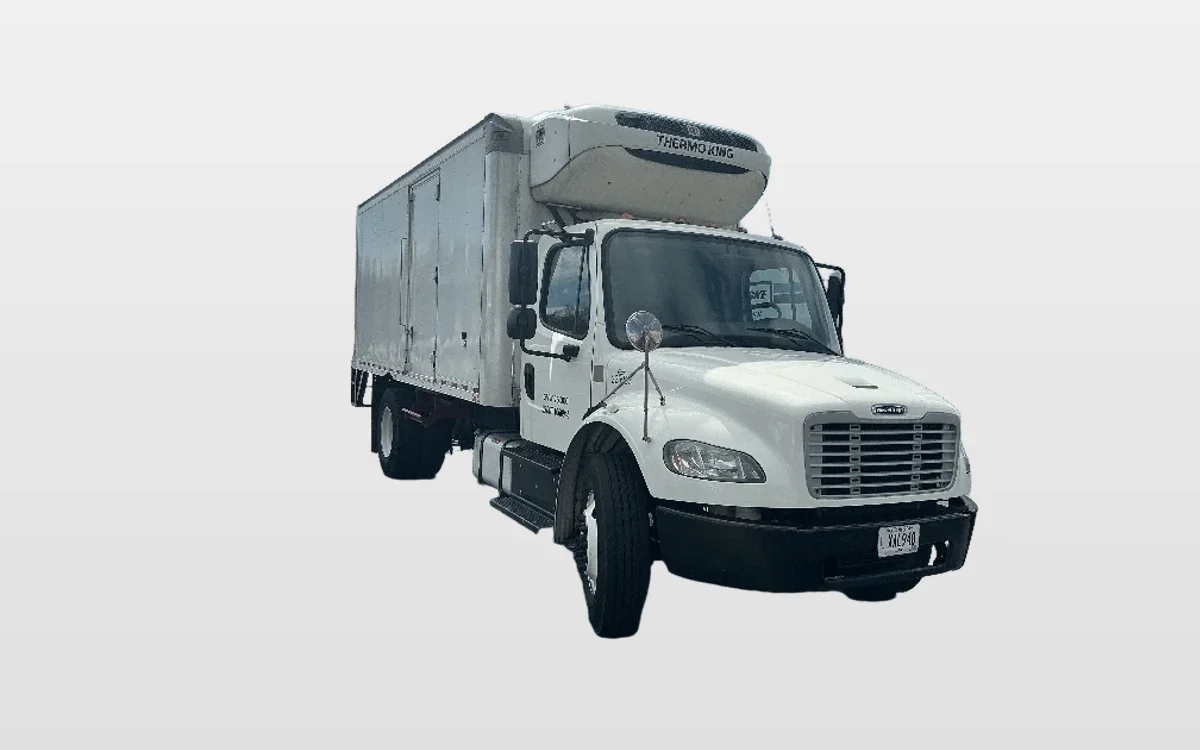 2019 Freightliner M2 106 - image 1