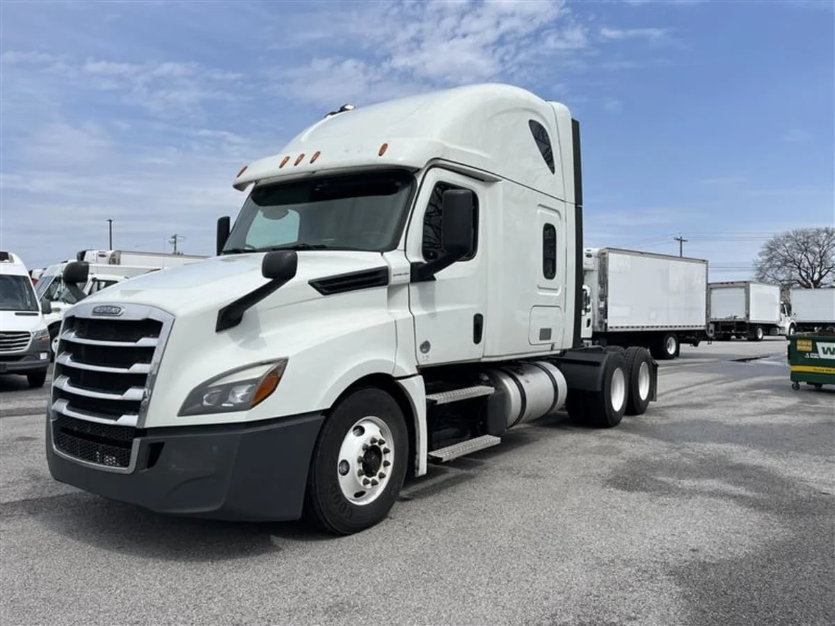 2020 Freightliner Cascadia in Beltsville, MD