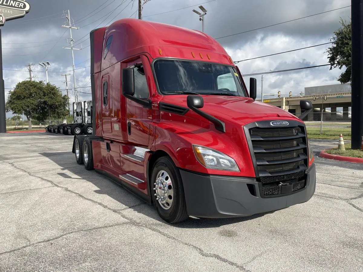 2023 Freightliner Cascadia in San Antonio, TX