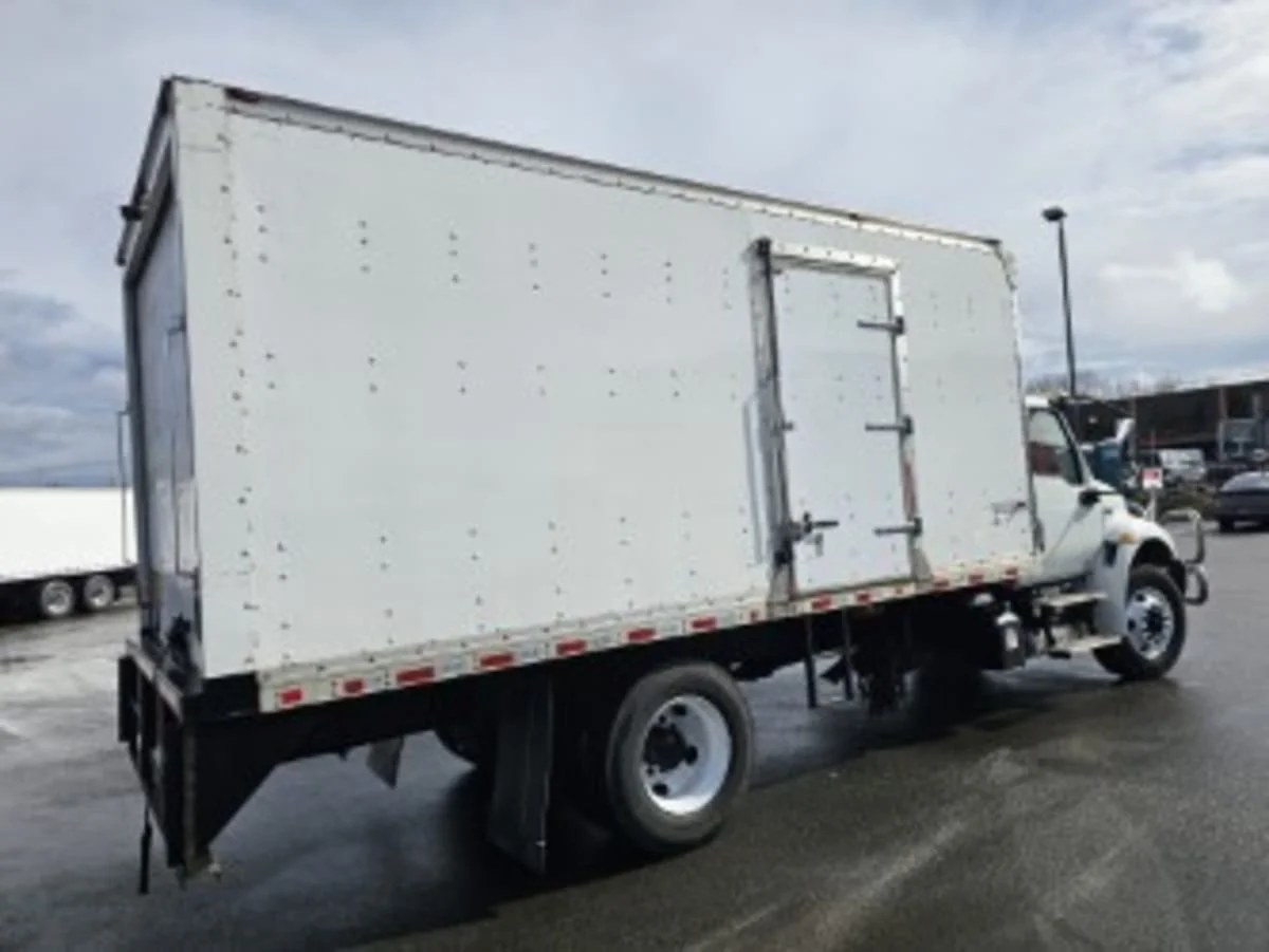 2020 International MV in Tacoma, WA — photo 4
