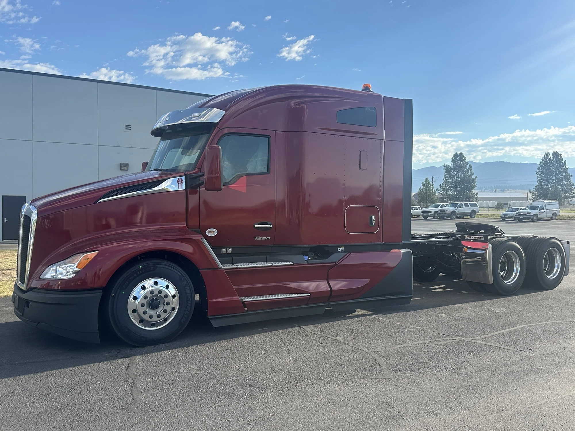 2027 Kenworth T680