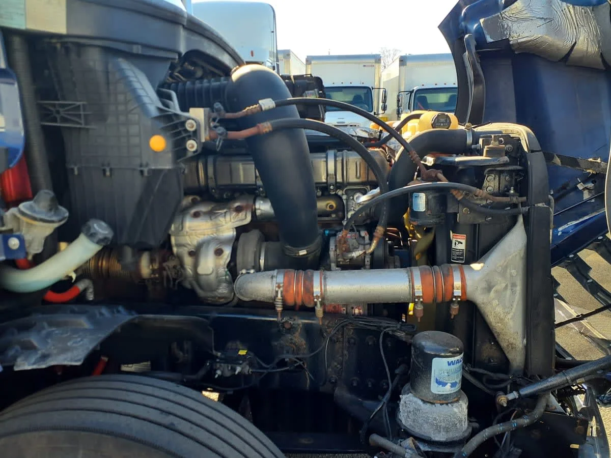 2020 Freightliner Cascadia in Springfield, MA — photo 12