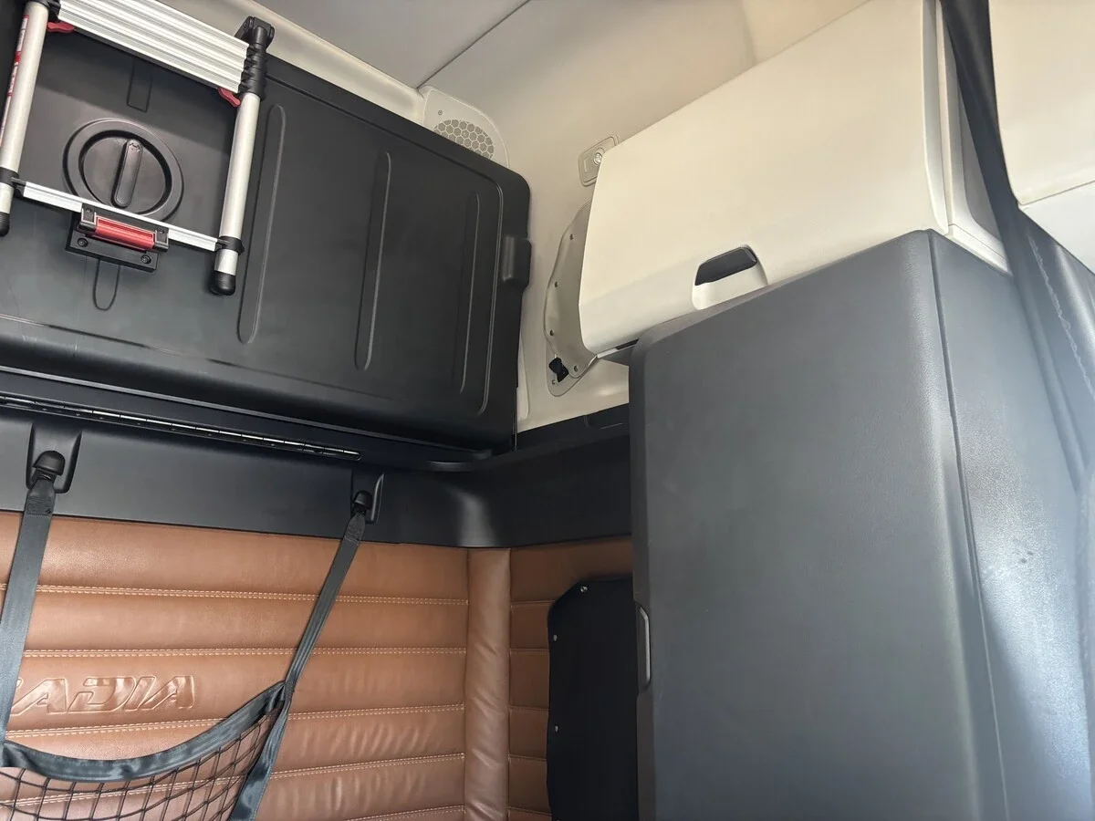 2022 Freightliner Cascadia — photo 17