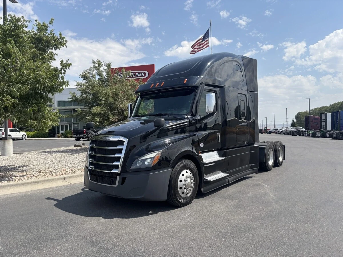 2022 Freightliner Cascadia
