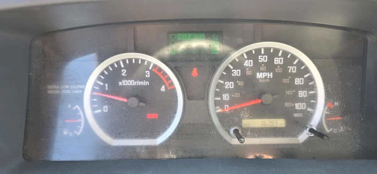 2020 Isuzu NPR - image 11