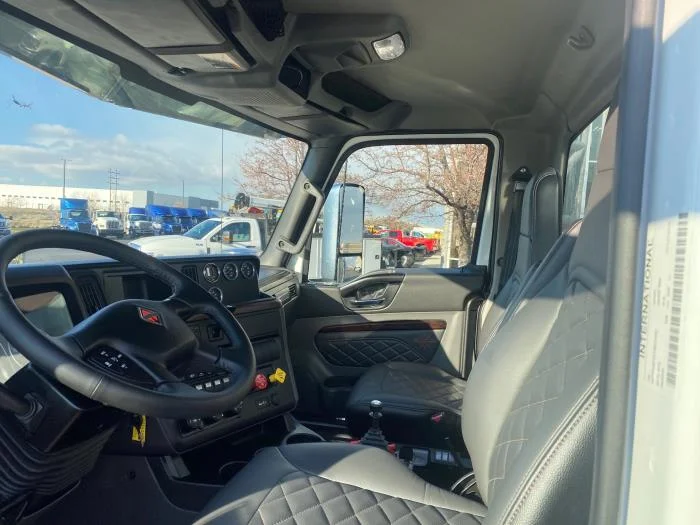 2026 International HX - image 10