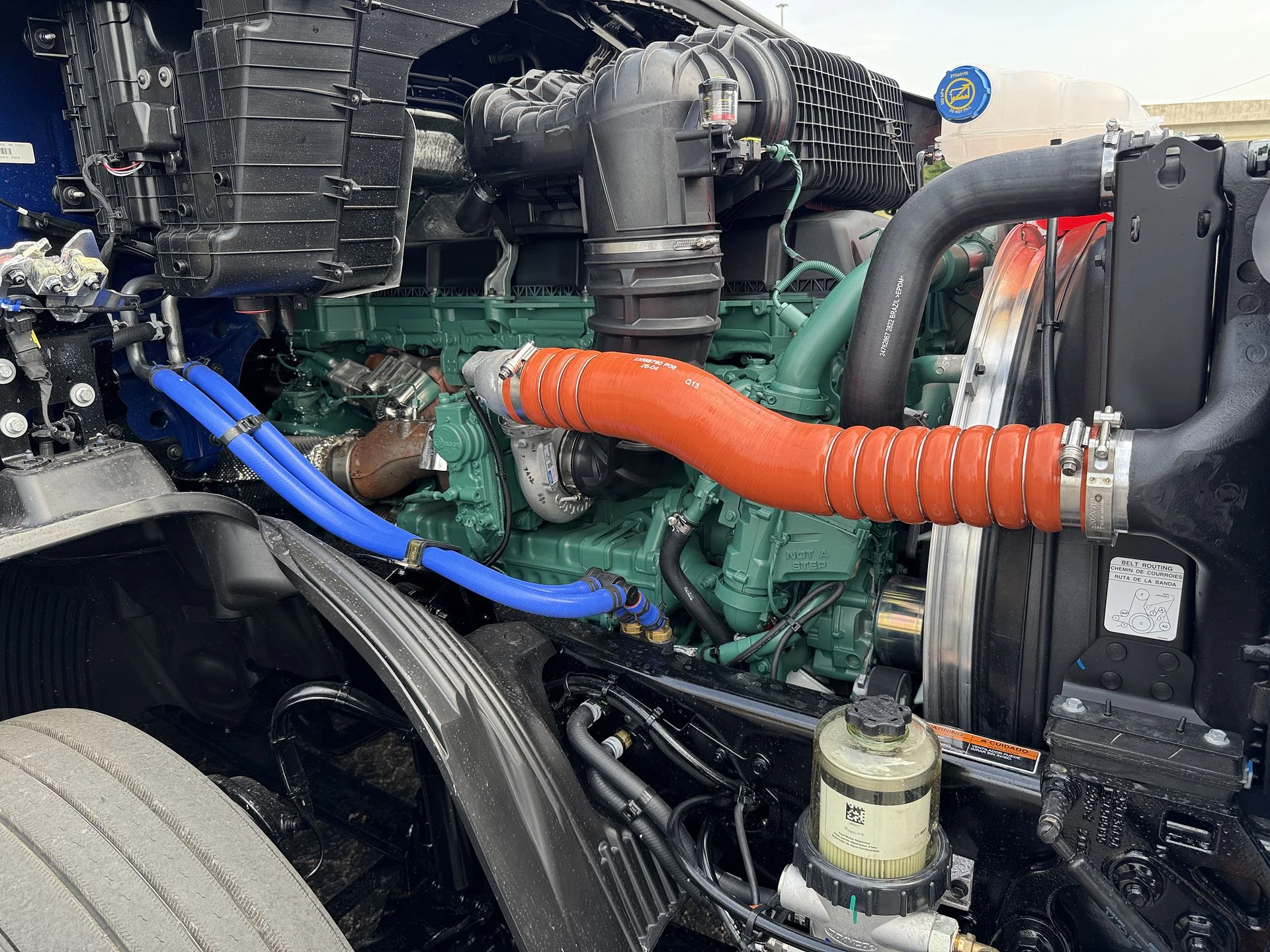 2027 Volvo in Clarksville, IN — photo 19