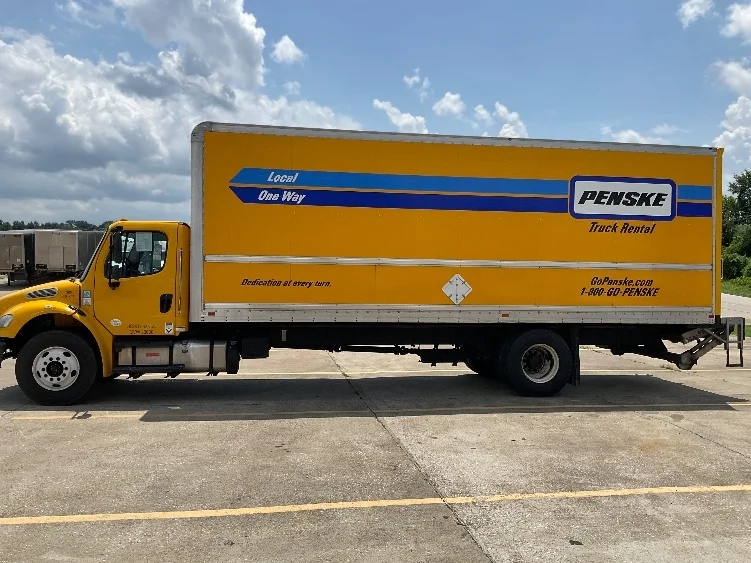 2020 Freightliner M2 106 in Lexington, KY — photo 4