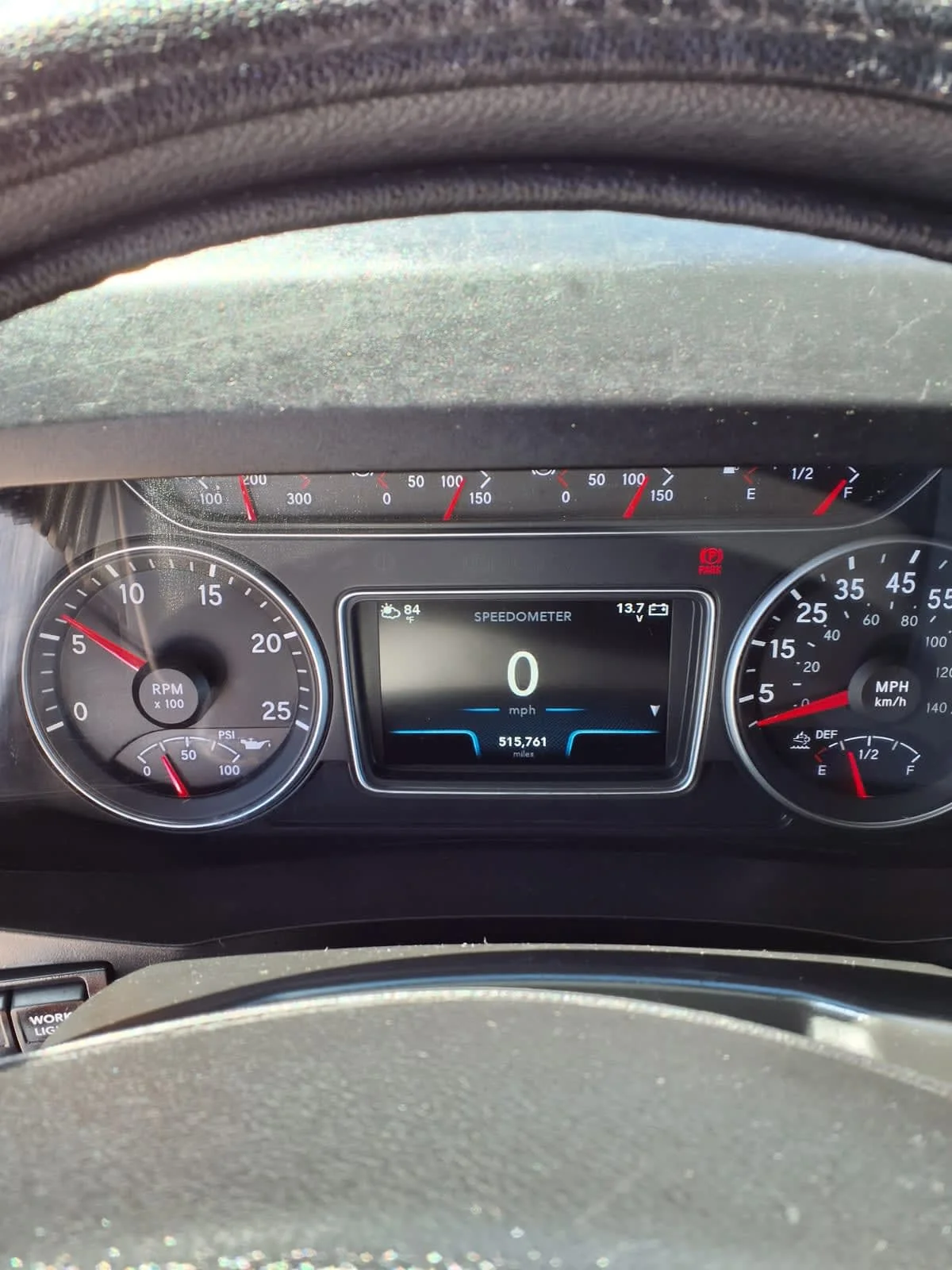 2019 International LT - image 11