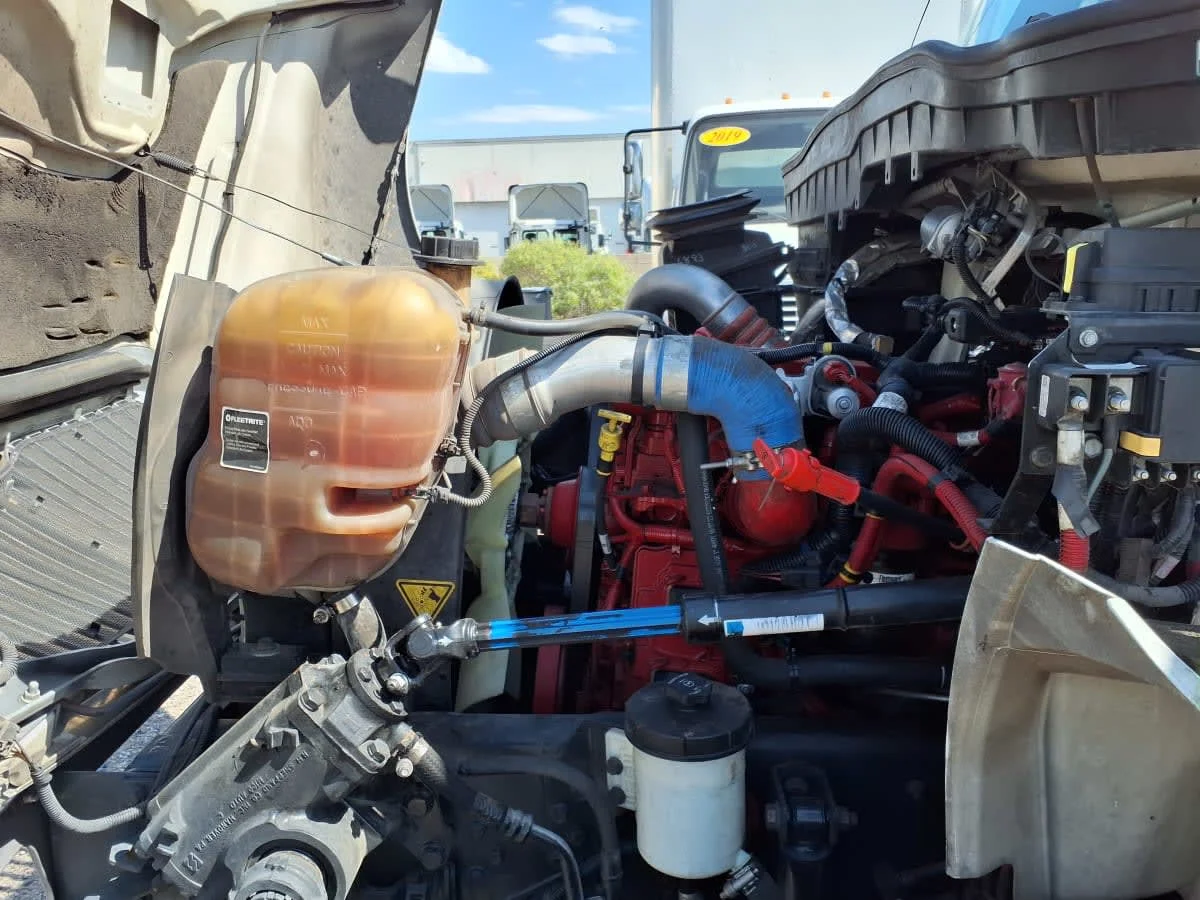 2019 International 4300 in Phoenix, AZ — photo 10
