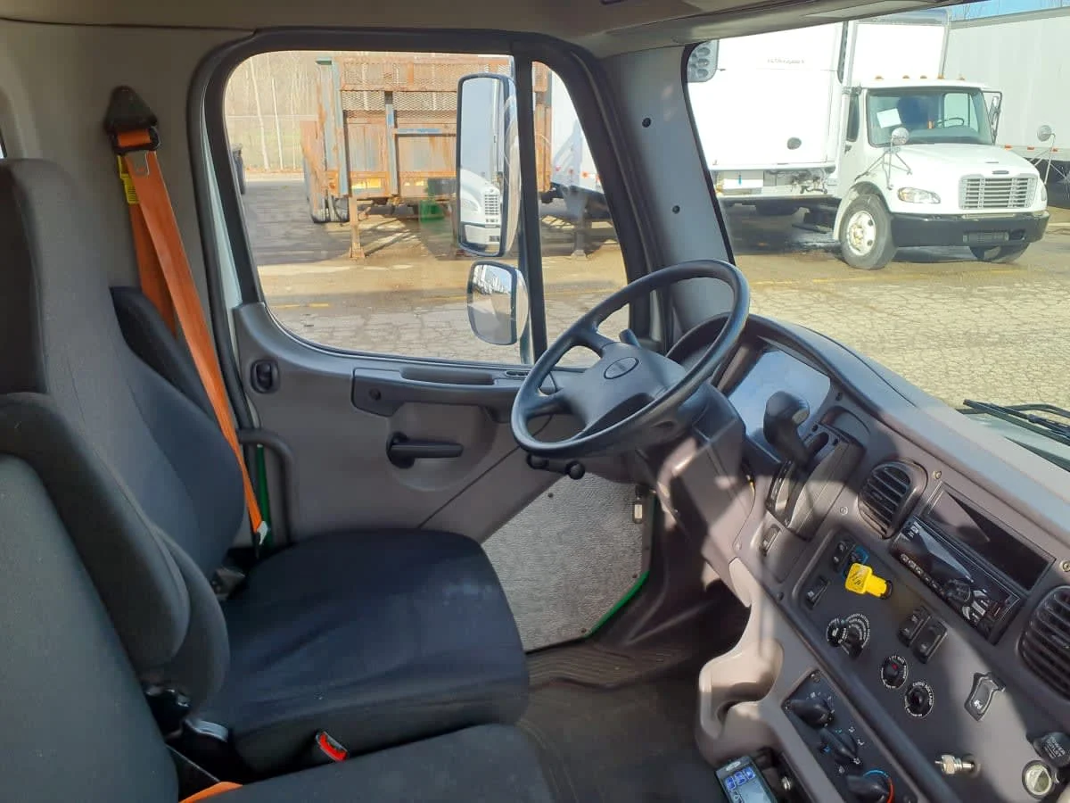 2020 Freightliner M2 106 in Wayland, MI — photo 8