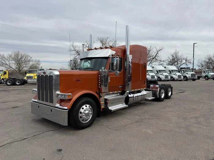 2027 Peterbilt 589 in Denver, CO — photo 2