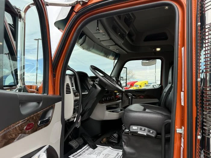 2027 Peterbilt 589 in Denver, CO — photo 8