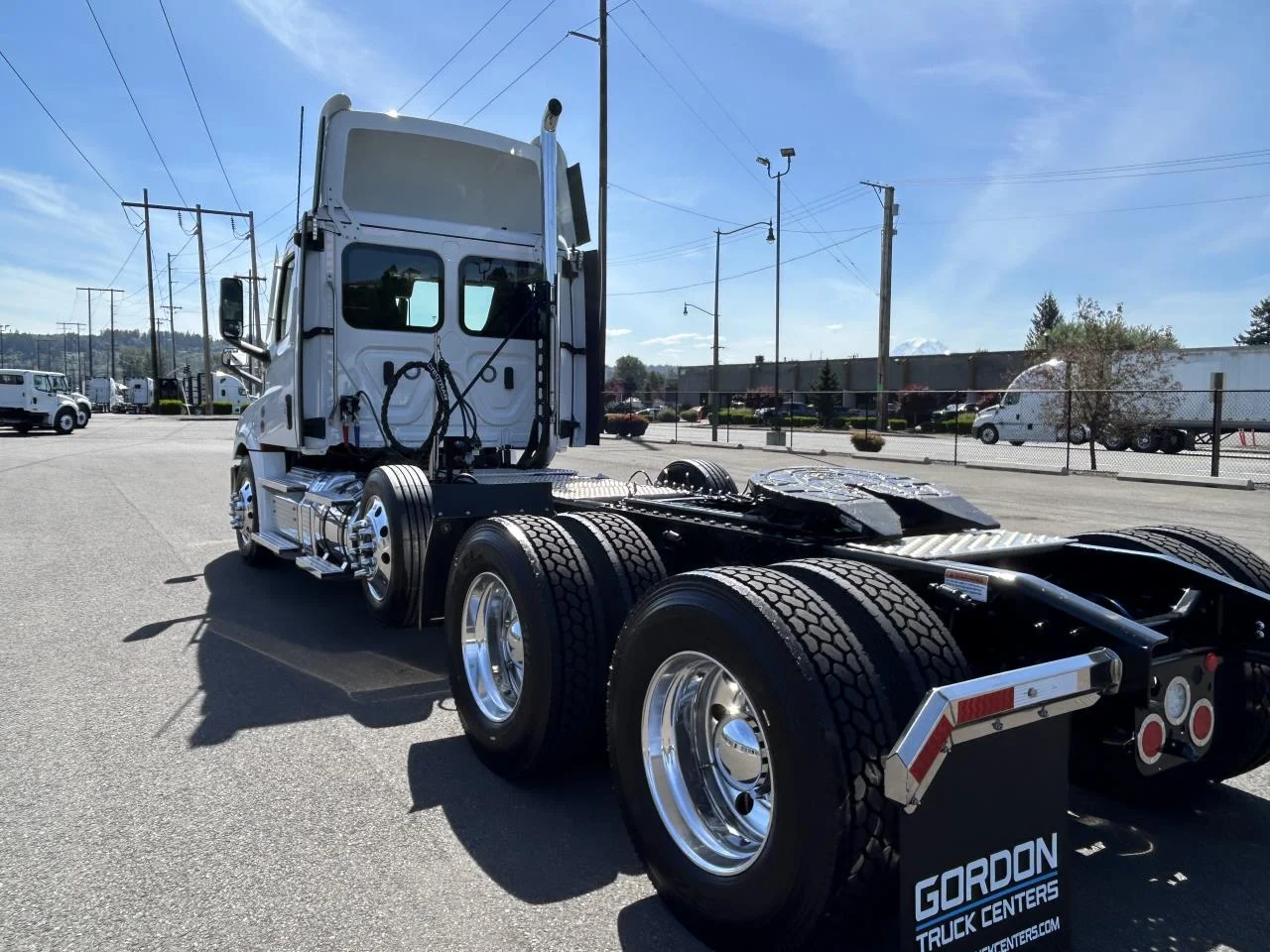 2027 Freightliner Cascadia in Spokane, WA — photo 4