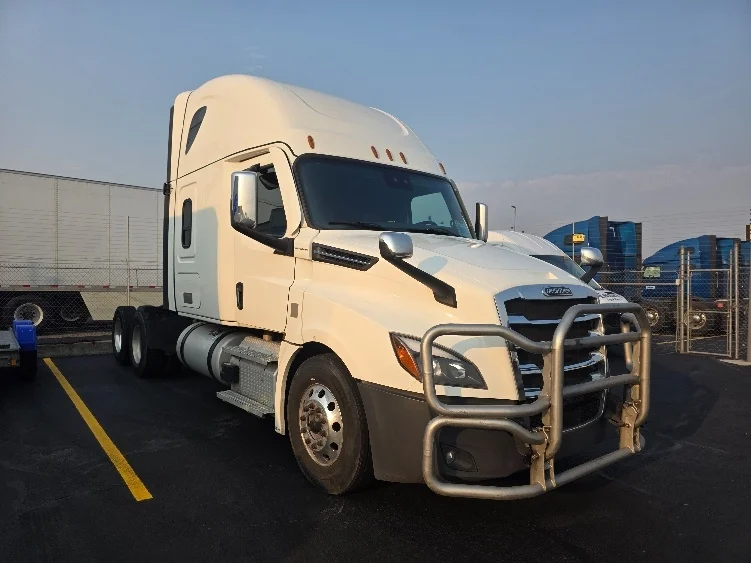 2022 Freightliner Cascadia
