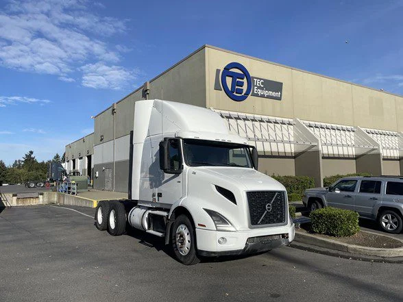 2020 Volvo VNR 660