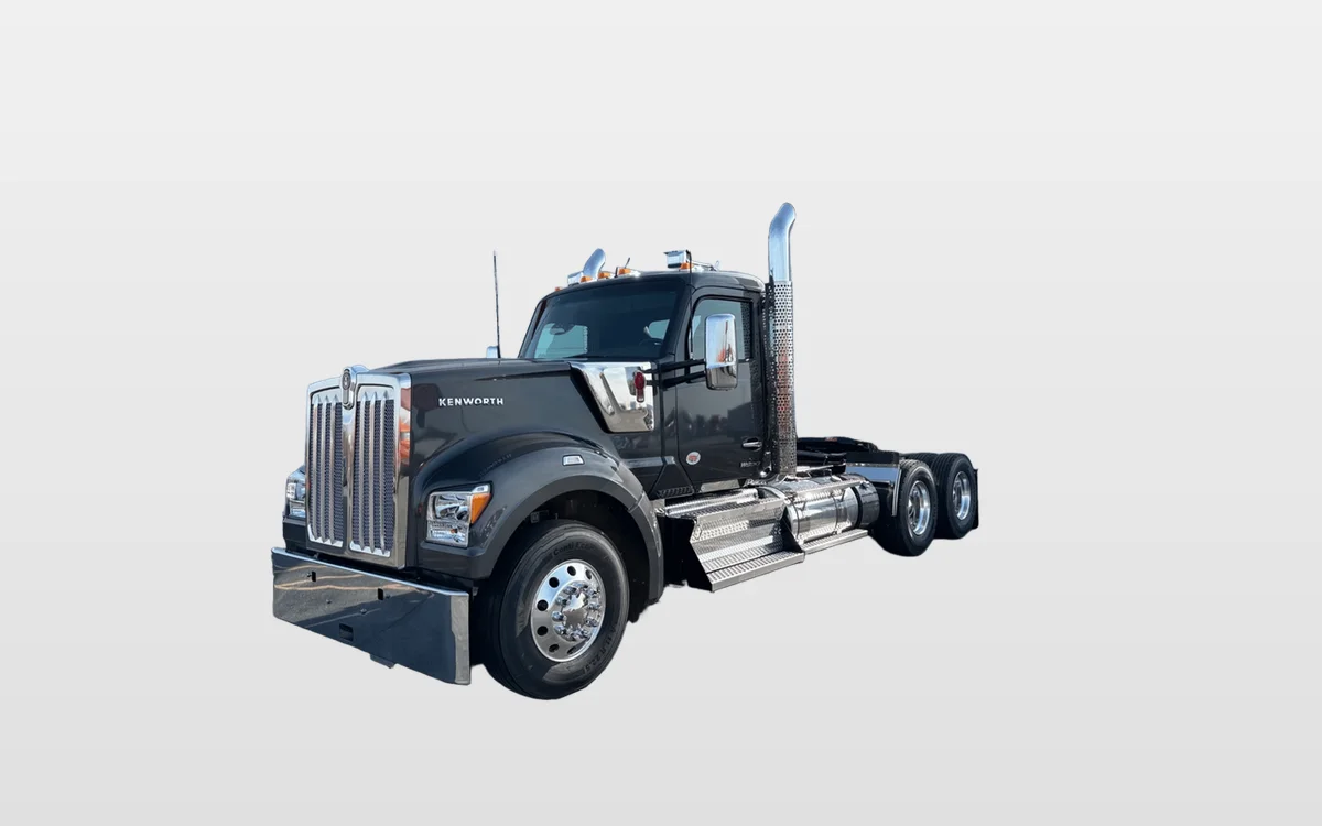 2027 Kenworth W990 - image 1