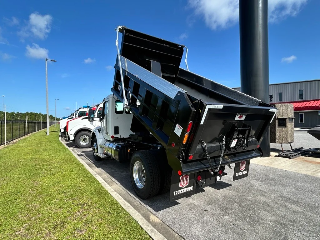 2027 Kenworth in Birmingham, AL — photo 4