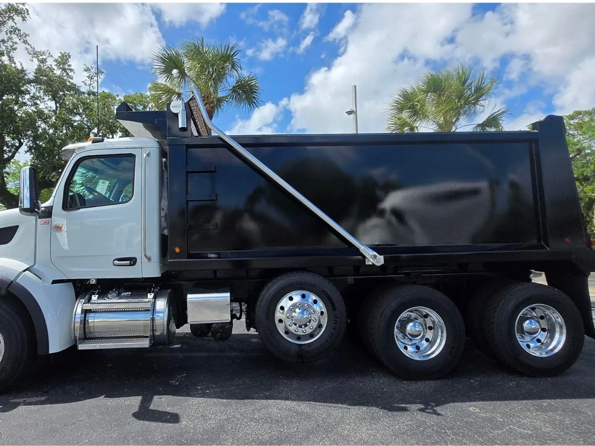 2027 Peterbilt 567 in Fort Myers, FL — photo 8