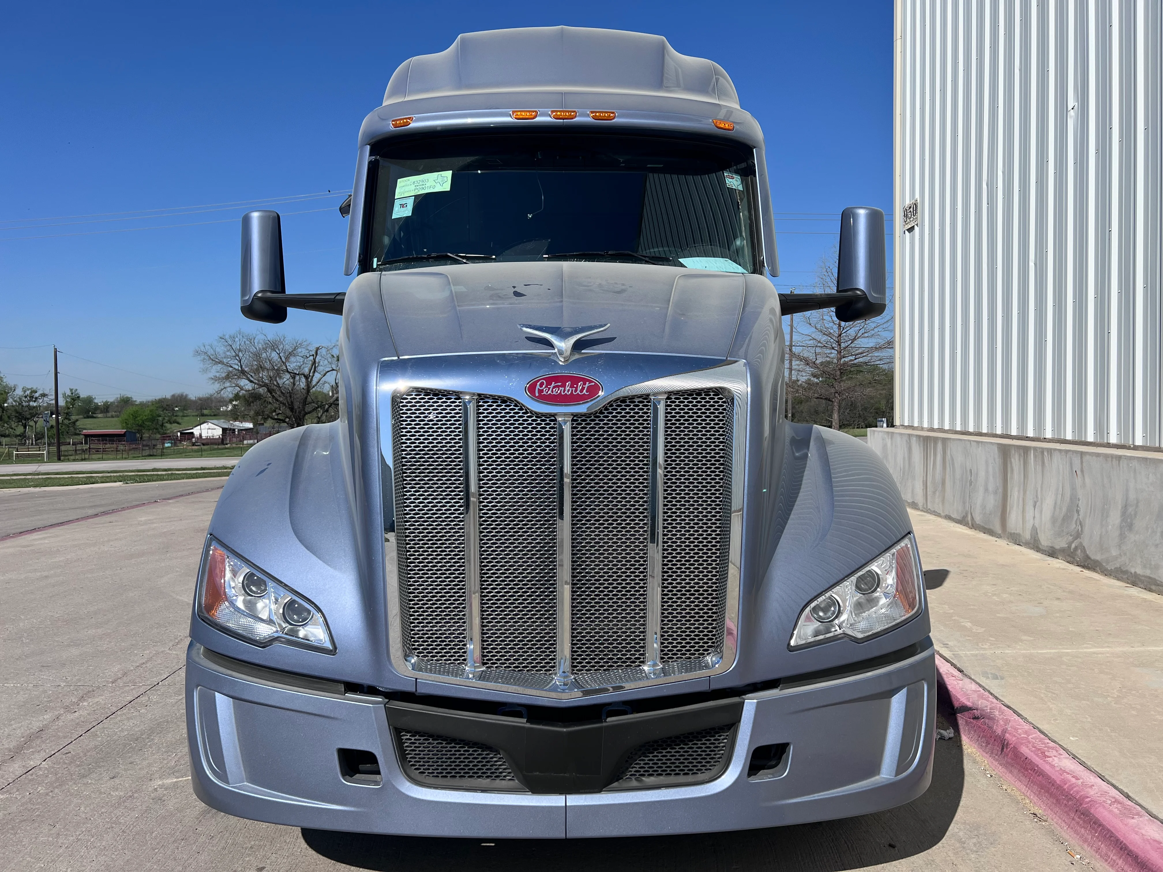 2027 Peterbilt 579 in Evansville, IN — photo 8