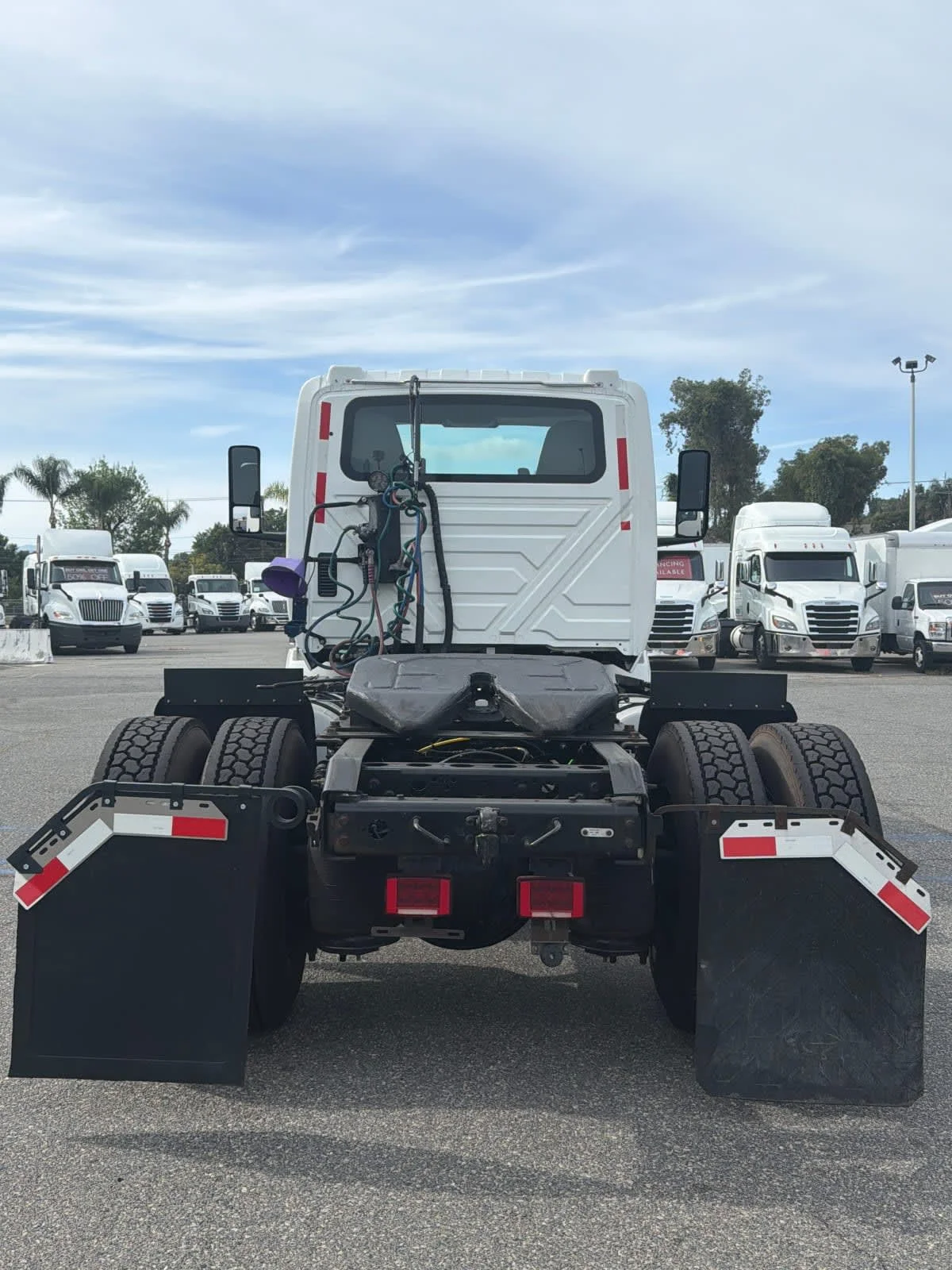 2019 International RH - image 5