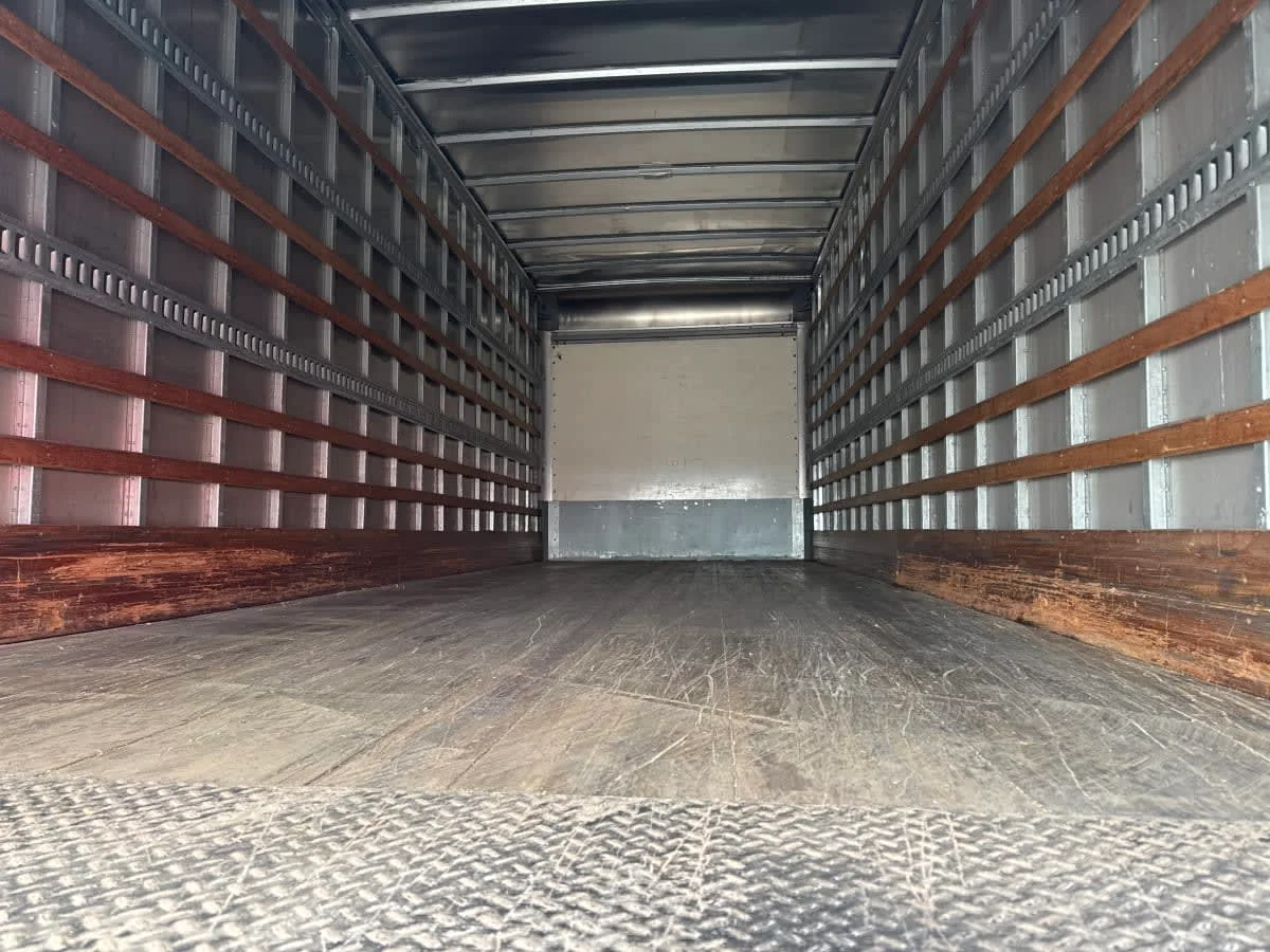 2019 Freightliner M2 106 in Bolingbrook, IL — photo 8