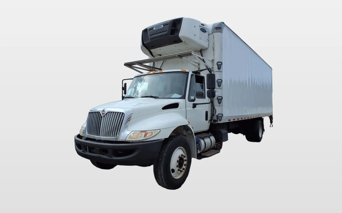 2018 International 4300 - image 1