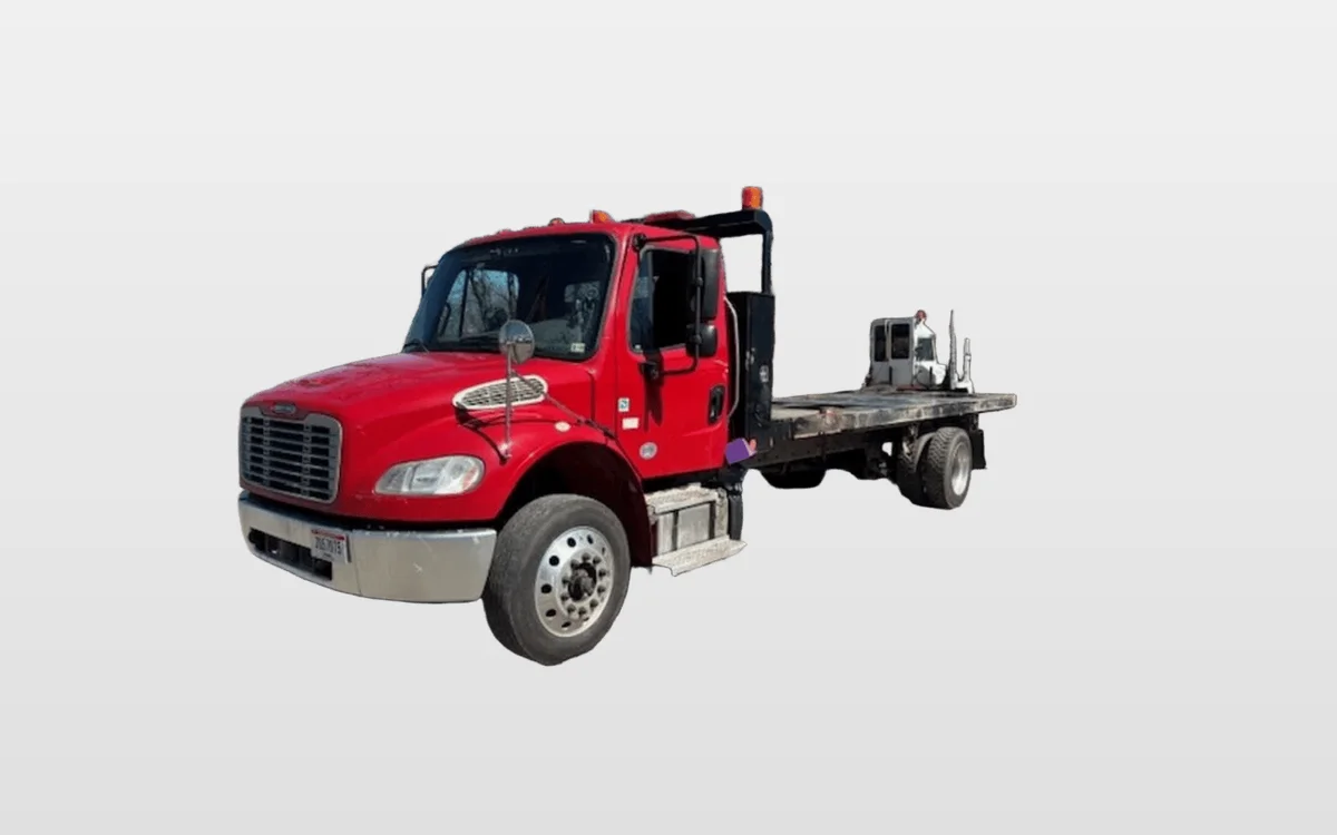 2020 Freightliner M2 106 - image 1